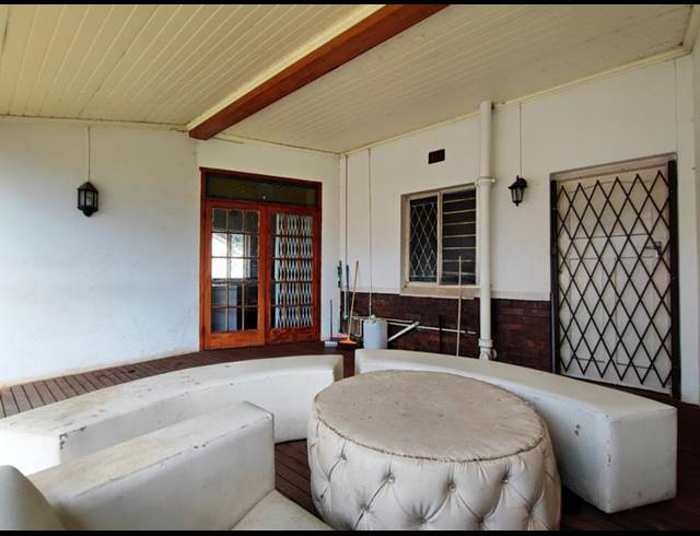 7 BEDROOM HOUSE FOR SALE IN SCOTTSVILLE